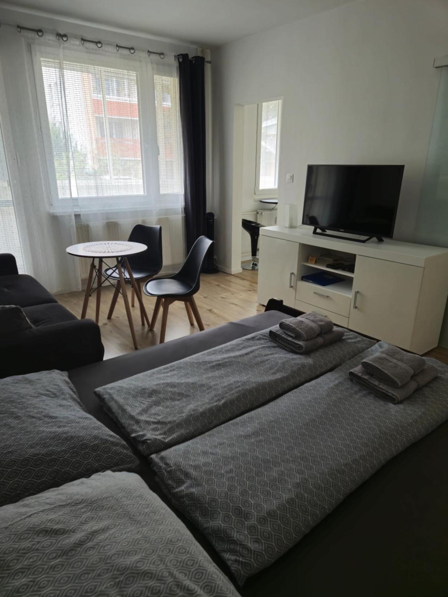 Apartment Klimka With Balcony, Free Wifi And Free Parking Bratislava Exterior photo